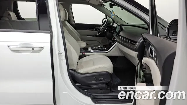 Kia Carnival 4th generation 2023 Белый из Кореи, фото 2