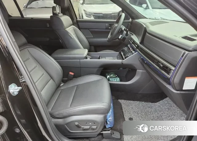 Hyundai Santa Fe (MX5) 2024 Черный из Кореи, фото 2