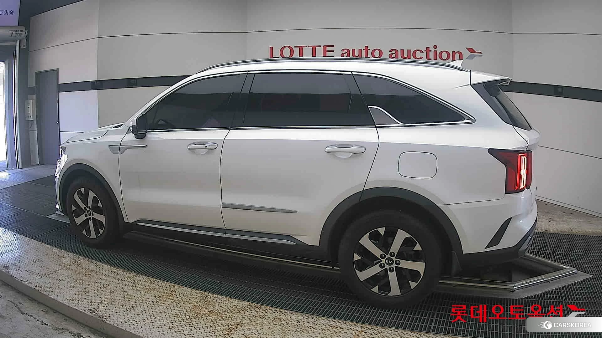 Kia Sorento 2021 Белый из Кореи, фото 2
