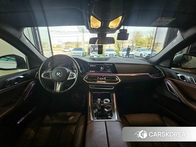 BMW X6 (G06) 2023 Белый из Кореи, фото 2