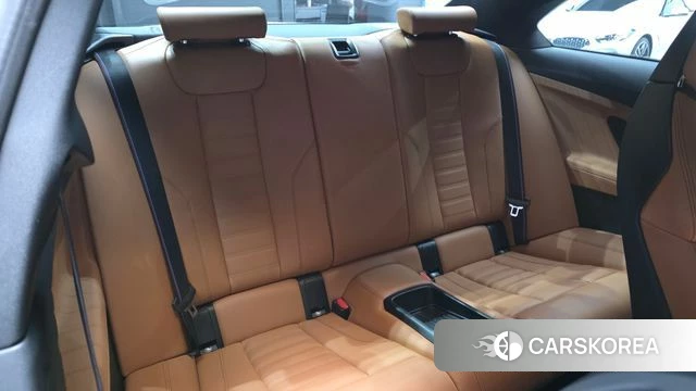 BMW M2 (G87) 2023 Белый из Кореи, фото 2