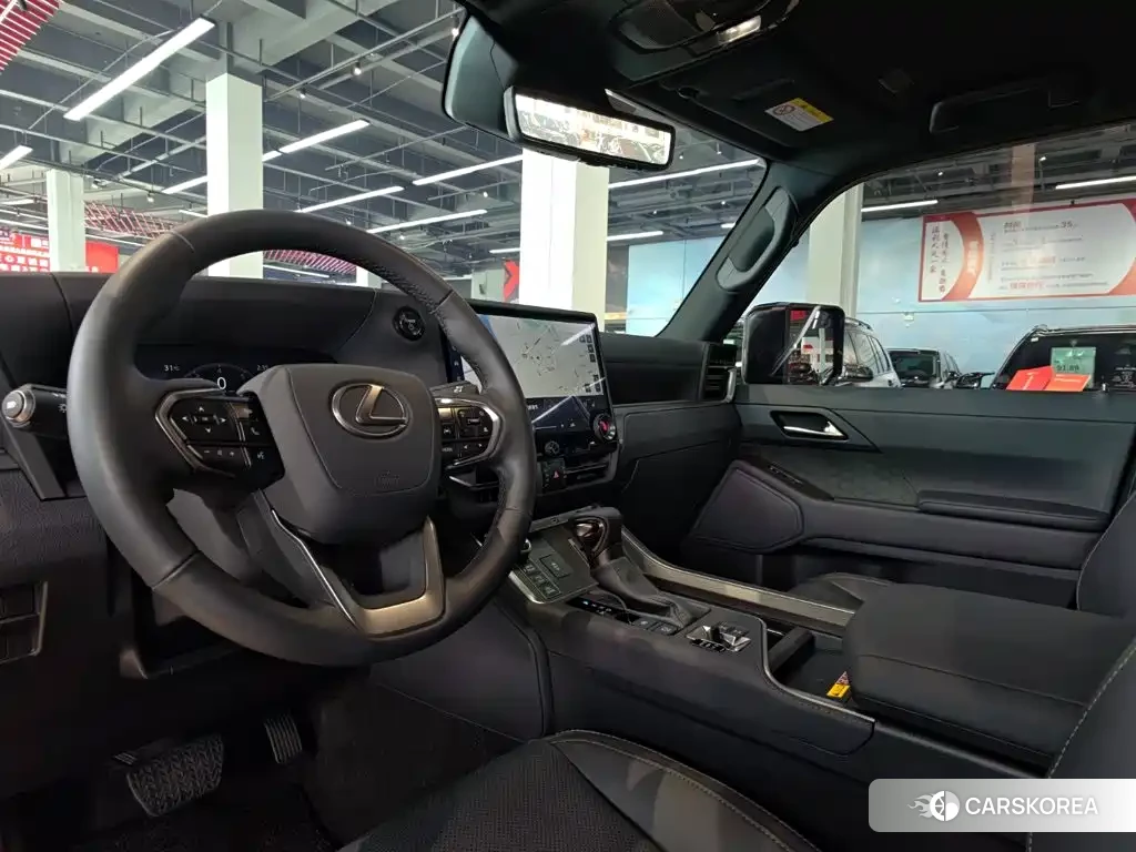 Lexus GX 2025 Silver/gray из Китая, фото 3