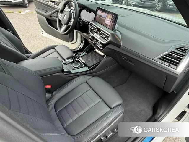 BMW X4 (G02) 2024 Белый из Кореи, фото 2