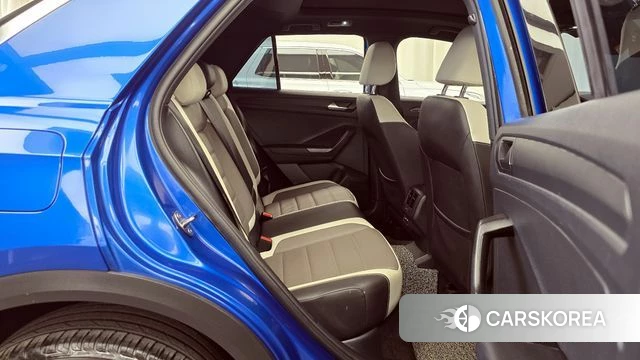 Volkswagen T-Roc 2022 Синий из Кореи, фото 2
