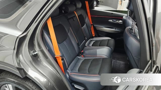 Genesis GV70 2024 Серый из Кореи, фото 2
