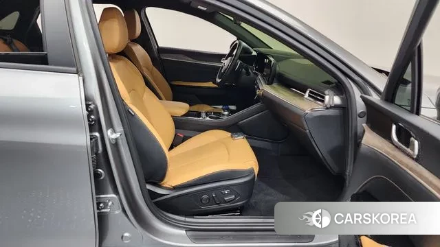 Kia K5 3rd generation 2020 Серебряный из Кореи, фото 2