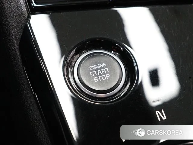 Kia Sportage 5th Generation Hybrid 2023 Серый из Кореи, фото 2