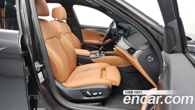 BMW 5 Series (G30) id 2712495 из Кореи 2