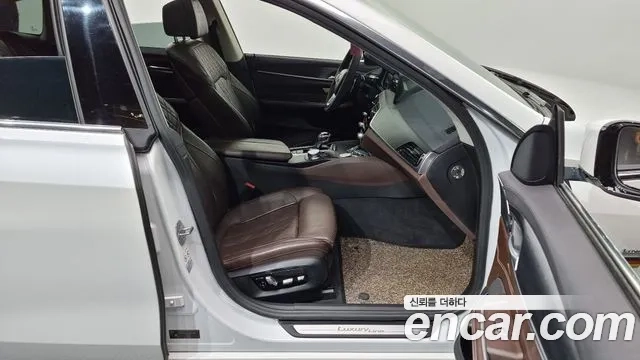 BMW 6 Series GT (G32) 2018 Белый из Кореи, фото 2