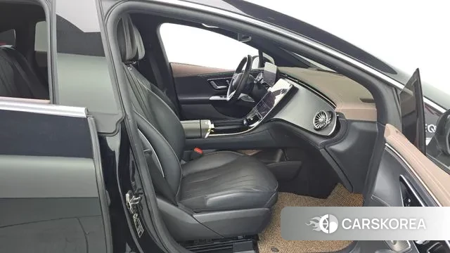 Mercedes-Benz EQE V295 2023 Черный из Кореи, фото 2