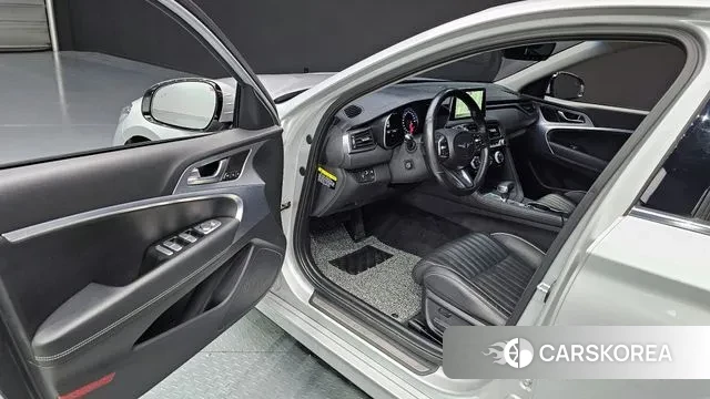 Genesis G70 2018 Серебряный из Кореи, фото 2