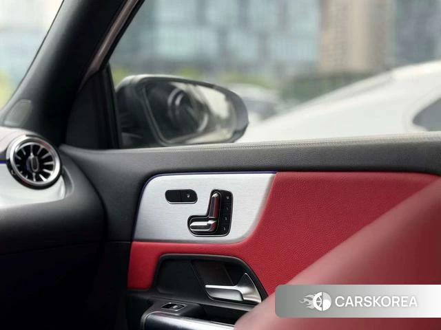 Mercedes-Benz GLA AMG 2022 Белый из Китая, фото 2