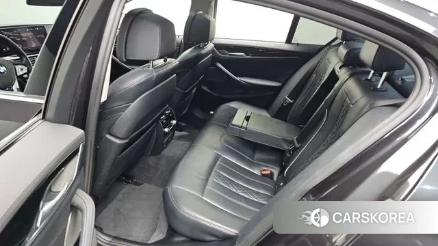 BMW 5 Series (G30) 2021 Серый из Кореи, фото 2