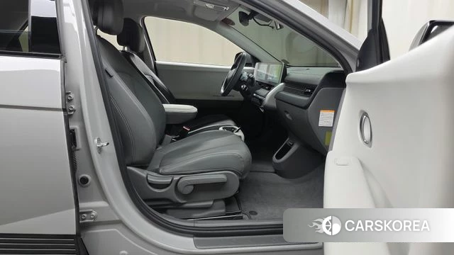 Hyundai Ionic 5 2022 Серебристо-серый из Кореи, фото 2