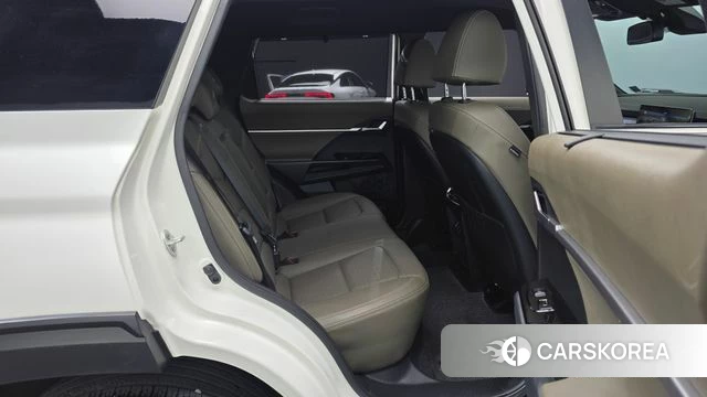 Ssangyong Torres 2023 Белый из Кореи, фото 2