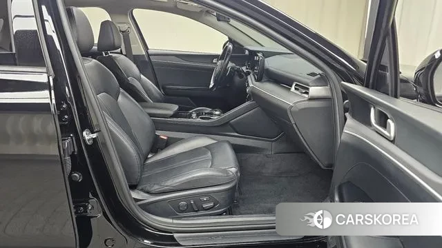 Kia K5 3rd generation 2022 Черный из Кореи, фото 2