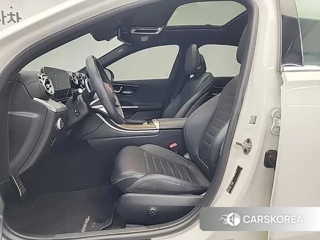 Mercedes-Benz C-Class W206 2024 Белый из Кореи, фото 2