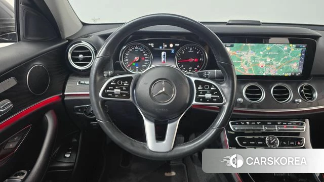 Mercedes-Benz E-Class W213 2020 Серый из Кореи, фото 2