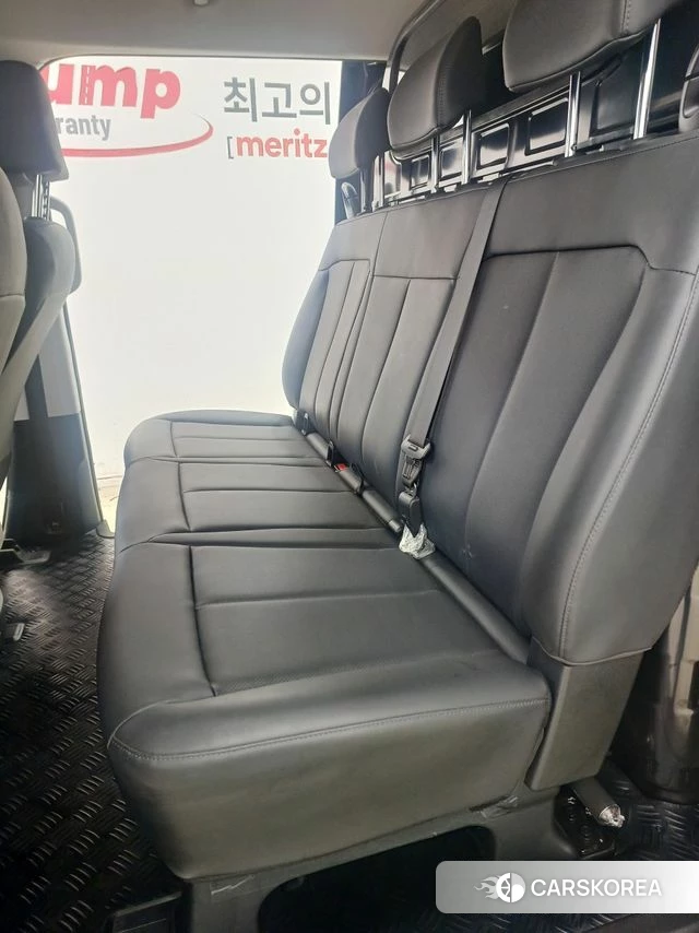 Hyundai Staria 2023 Синий из Кореи, фото 2