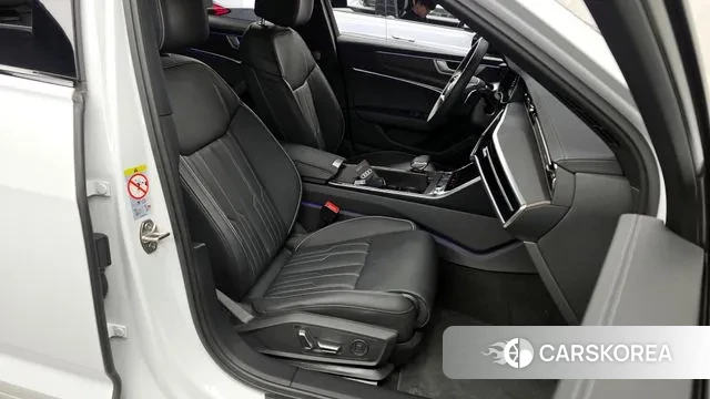 Audi A6 (C8) 2025 Белый из Кореи, фото 2