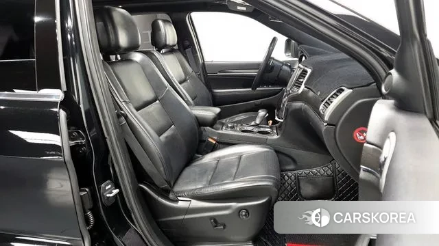 Jeep Grand Cherokee 2018 Черный из Кореи, фото 2