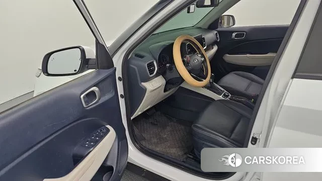 Hyundai Venue 2021 Белый из Кореи, фото 2