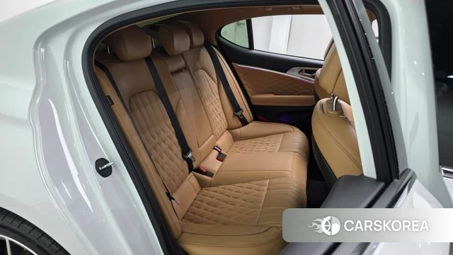 Genesis The New G70 2021 Белый из Кореи, фото 2