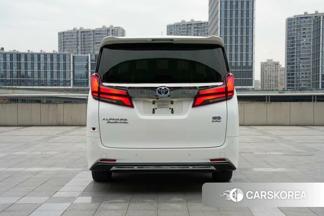 Toyota Elfa 2023 Белый из Китая, фото 2