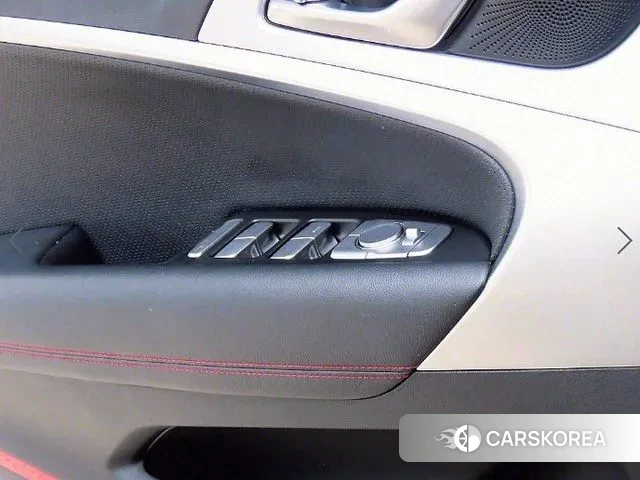 Genesis G70 2018 Серебряный из Кореи, фото 2