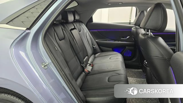 Hyundai The New Avante (CN7) 2023 Фиолетовый из Кореи, фото 2
