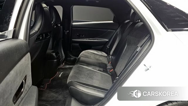 Hyundai The New Avante (CN7) 2024 Белый из Кореи, фото 2