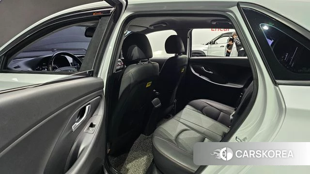 Hyundai i30 (PD) 2018 Белый из Кореи, фото 2