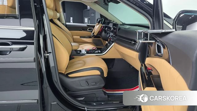 Kia Carnival 4th generation 2020 Черный из Кореи, фото 2