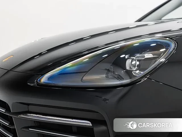 Porsche Cayenne (PO536) 2023 Черный из Кореи, фото 2