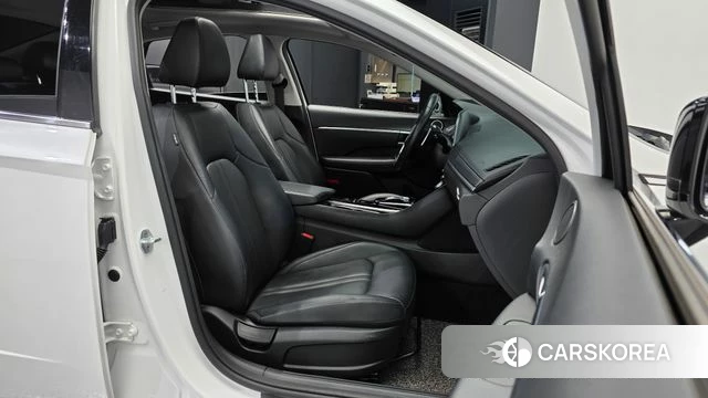 Hyundai Sonata (DN8) 2019 Белый из Кореи, фото 2