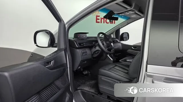 Hyundai Staria 2025 Серебряный из Кореи, фото 2