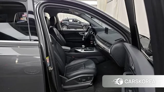 Audi Q7 (4M) 2019 Серый из Кореи, фото 2