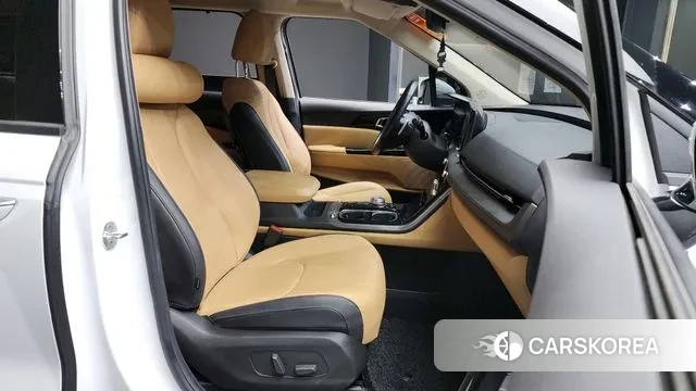 Kia Carnival 4th generation 2021 Белый из Кореи, фото 2