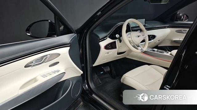 Genesis Electrified GV70 2022 Черный из Кореи, фото 2