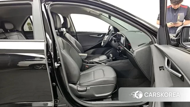 Kia Di Ol Nu Niro 2022 Черный из Кореи, фото 2