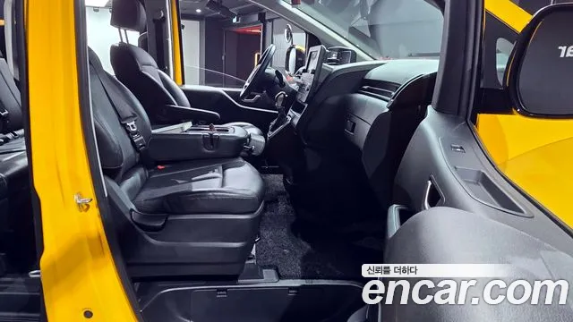 Hyundai Staria id 2649347 из Кореи 2