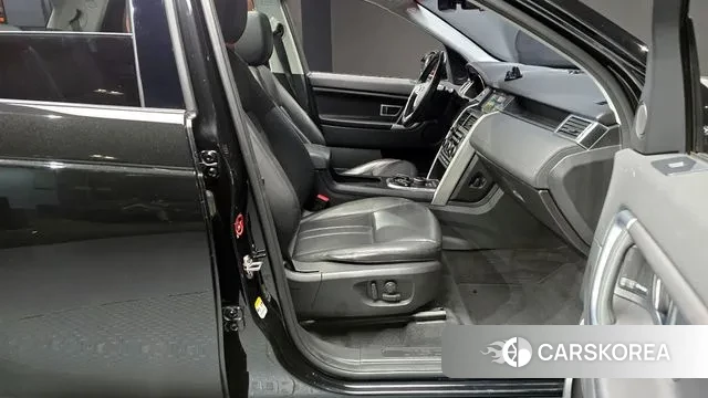 Land Rover Discovery Sports 2018 Черный из Кореи, фото 2