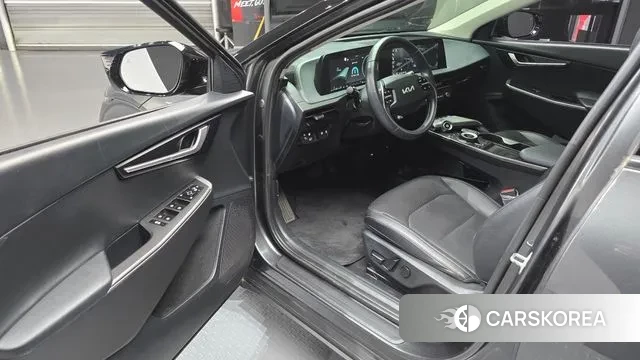 Kia EV6 2022 Серый из Кореи, фото 2