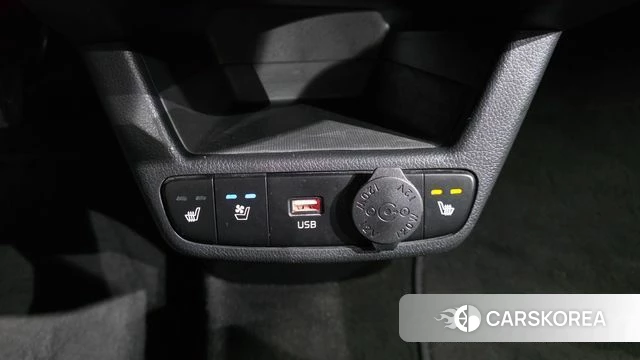 Kia The New Kia Ray 2023 Белый из Кореи, фото 2