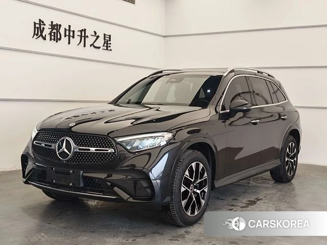 Mercedes-Benz GLC 2024 Черный из Китая, фото 2