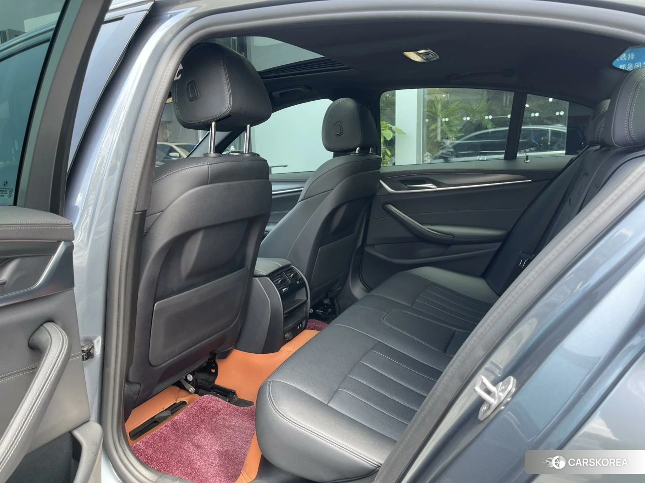 BMW 5 series (imported) 2020 Темно-серый из Китая, фото 2