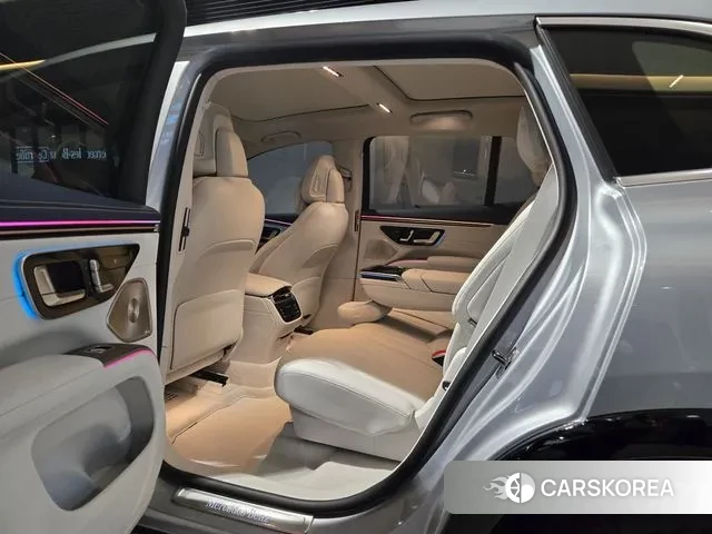 Mercedes-Benz EQS SUV X296 2023 Серебряный из Кореи, фото 2