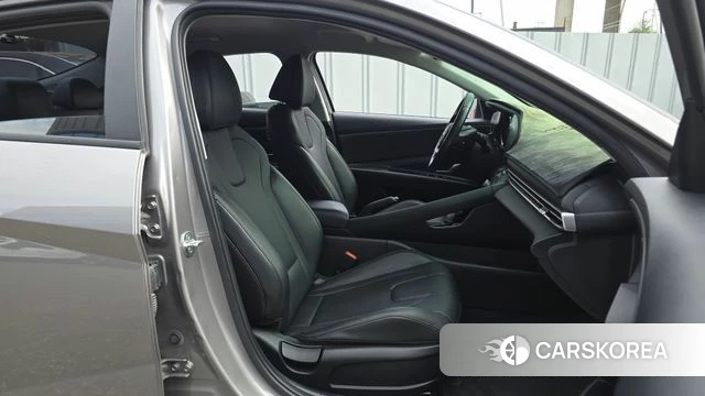 Hyundai Avante (CN7) 2020 Серебристо-серый из Кореи, фото 2