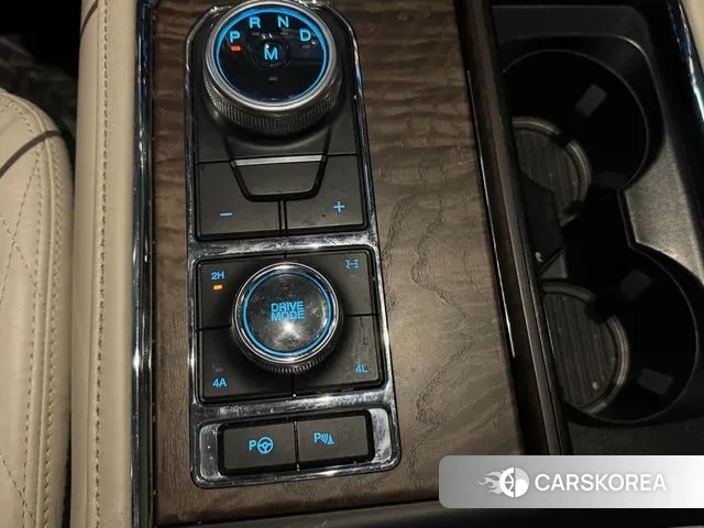 Ford Expeditation 2021 Черный из Кореи, фото 2