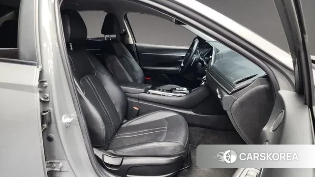 Hyundai Sonata (DN8) 2021 Серебряный из Кореи, фото 2